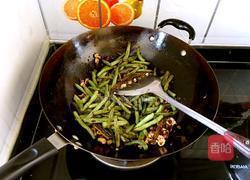 干煸四季豆的做法图解9