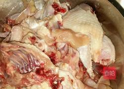 板栗鸡汤的做法图解1