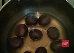 板栗鸡汤的做法图解3
