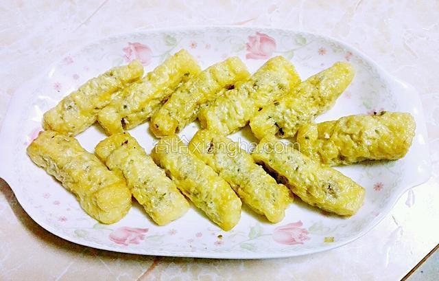 蒸好取出来，摆好盘