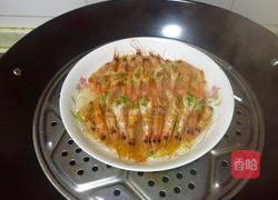 蒜蓉粉丝蒸开背虾的做法图解10