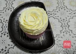 装饰酸奶纸杯蛋糕的做法图解18