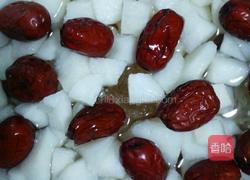 红枣雪梨银耳羹的做法图解5