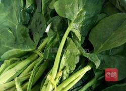 菠菜凉皮花生碎的做法图解1