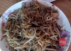 豆芽炒肉的做法图解3