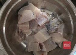 香辣片片鱼的做法图解2