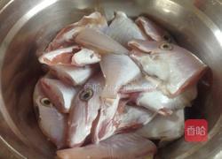 剥皮鱼粥的做法图解1
