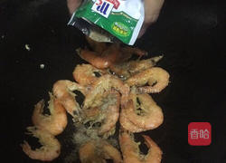 喜气洋洋 （香酥椒盐虾）的做法图解5