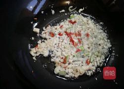 西葫木耳炒贝丁的做法图解10