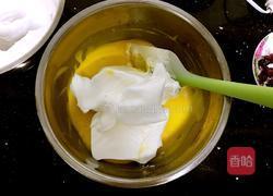 蔓越莓戚风蛋糕的做法图解13