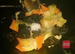 木耳白菜片的做法图解7