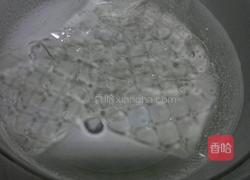 双色巧克力慕斯蛋糕的做法图解2