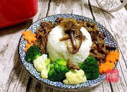 超敌美味的肥牛盖饭的做法图解8