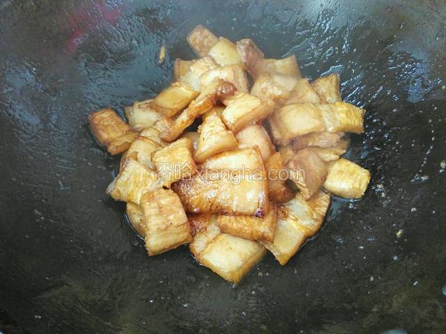 翻炒均匀。