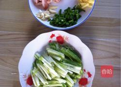 萝卜烧乌贼的做法图解2