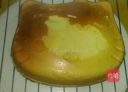 HelloKitty猫双层水果夹心奶油蛋糕的做法图解3