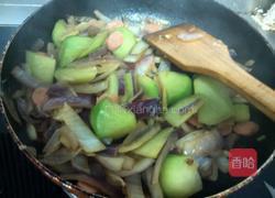 洋葱炒火腿的做法图解7