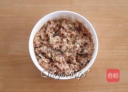 榛蘑猪肉馅饺子的做法图解4