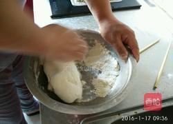 肉包子的做法图解2