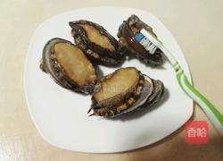 鲍鱼鱼胶汤的做法图解3