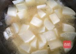 盘菜炖带鱼的做法图解2