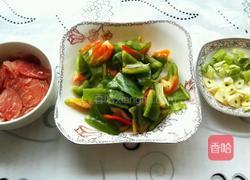 青椒木耳炒肉片的做法图解2