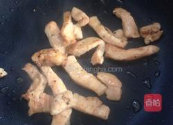 酸辣鸡丝米线的做法图解3