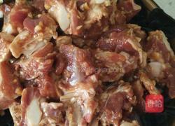 金针木耳蒸排骨的做法图解4