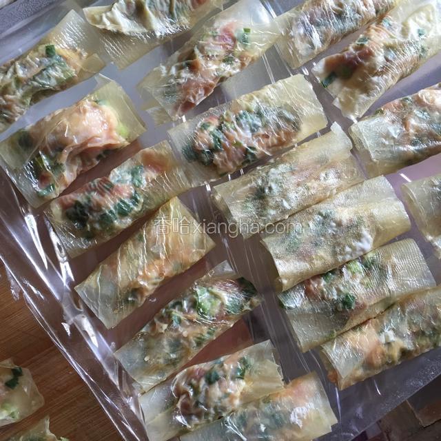 依次做好所有的，准备热油开炸；