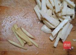 鲜笋骨头汤的做法图解2