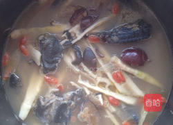 黄芪春笋乌鸡汤的做法图解7