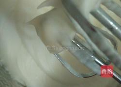 草莓奶油蛋糕卷的做法图解6