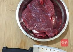 麻辣牛肉干的做法图解1