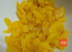 彩虹蛋糕的做法图解2