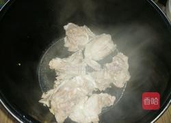 杂蔬猪骨汤的做法图解1