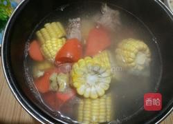 杂蔬猪骨汤的做法图解4