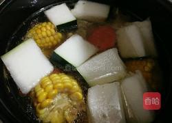 杂蔬猪骨汤的做法图解6