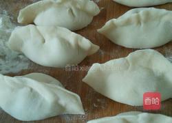 韭菜鸡肉馅饺子的做法图解5