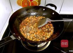 芽菜肉丁酱的做法图解6