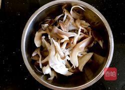 手撕麻辣平菇的做法图解2