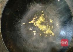 童子鸡炒小瓜的做法图解1