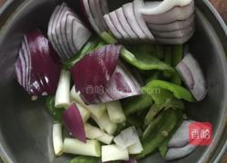 豆角炒腊肉的做法图解3