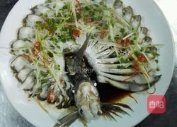 孔雀开屏鱼🐠的做法图解5