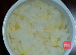 山楂伴银耳的做法图解2