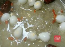 鹌鹑蛋银耳汤的做法图解5
