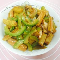 西葫芦炒火锅丸的做法[图]