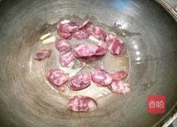 青椒香肠片的做法图解3