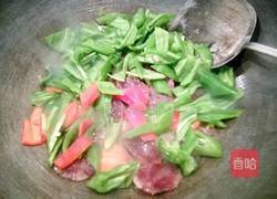 青椒香肠片的做法图解4