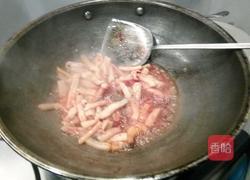 葱爆鱿鱼的做法图解5