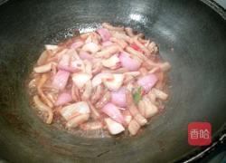 葱爆鱿鱼的做法图解6